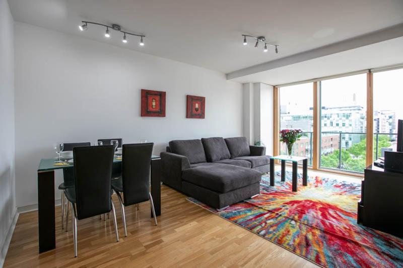 Grand Canal Square Apartments Dublin Ngoại thất bức ảnh