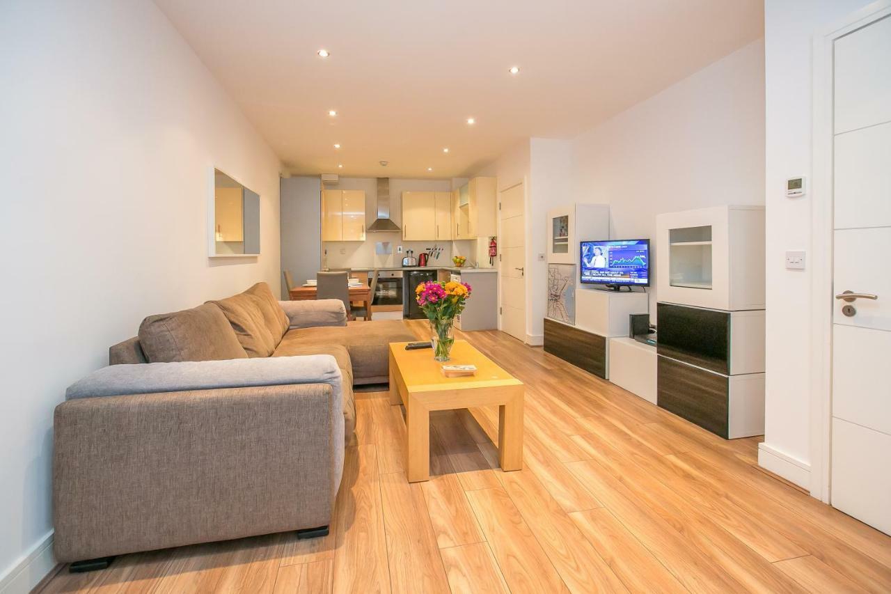Grand Canal Square Apartments Dublin Ngoại thất bức ảnh