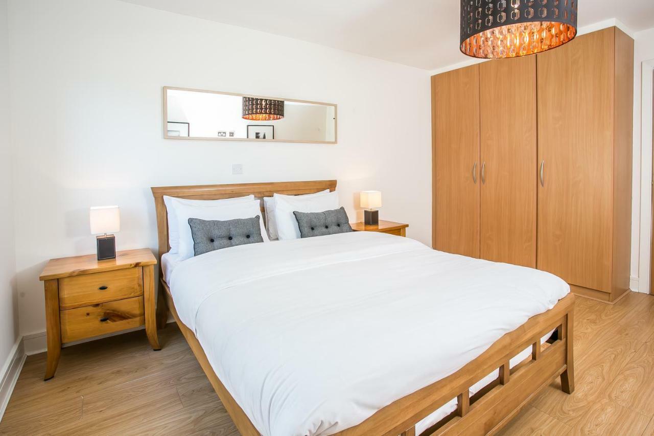 Grand Canal Square Apartments Dublin Ngoại thất bức ảnh
