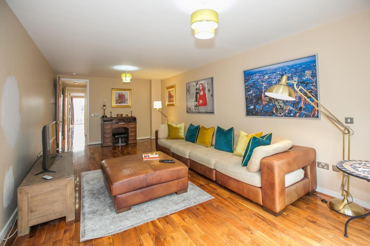 Grand Canal Square Apartments Dublin Ngoại thất bức ảnh
